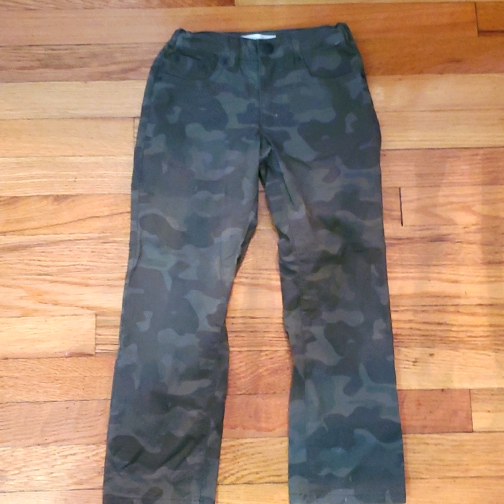 Boys Levi's camo pants